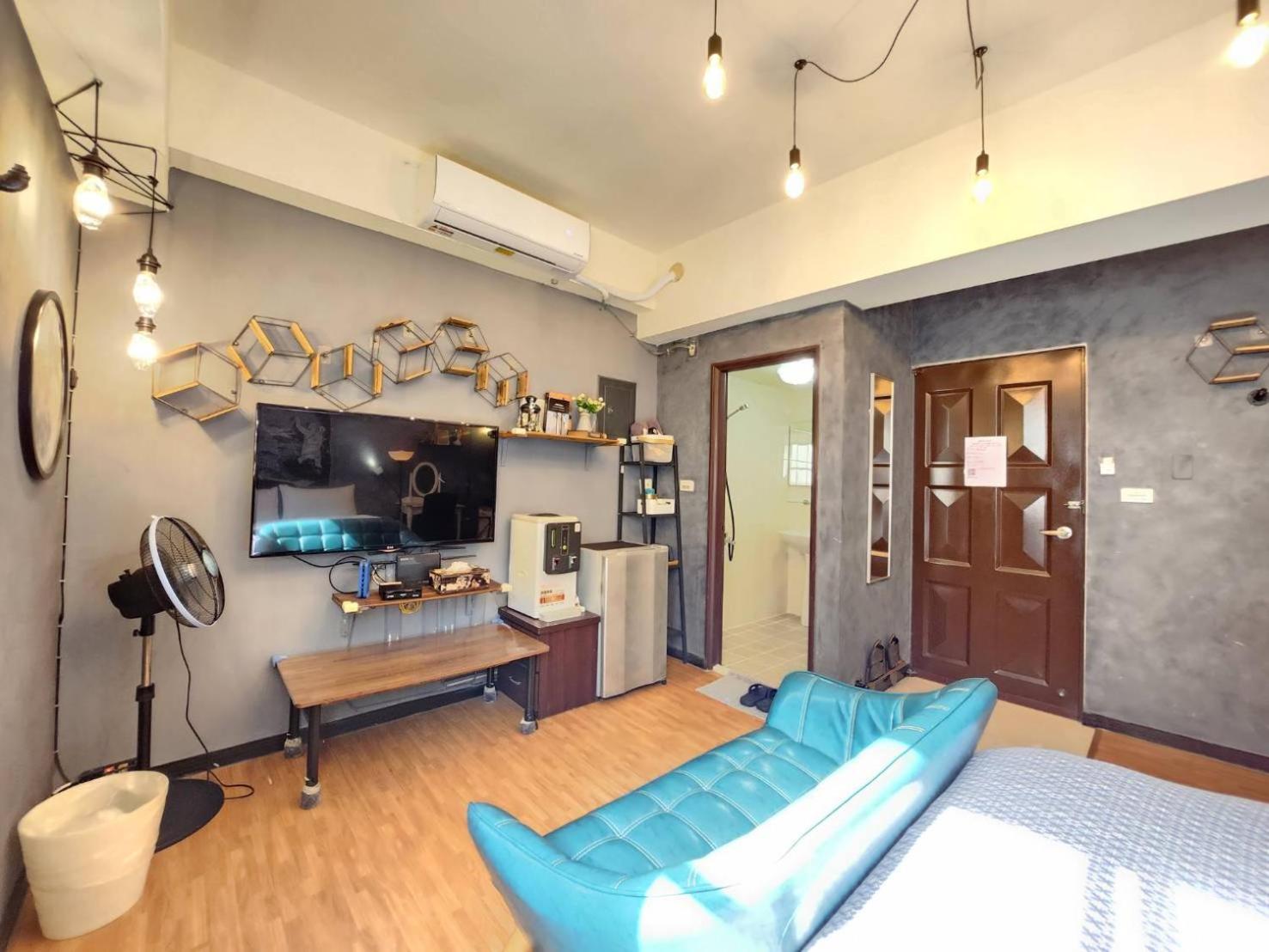 台中 一中安心租 這裡全部禁菸房 不是自助入住現場有人員接待酒店 外观 照片